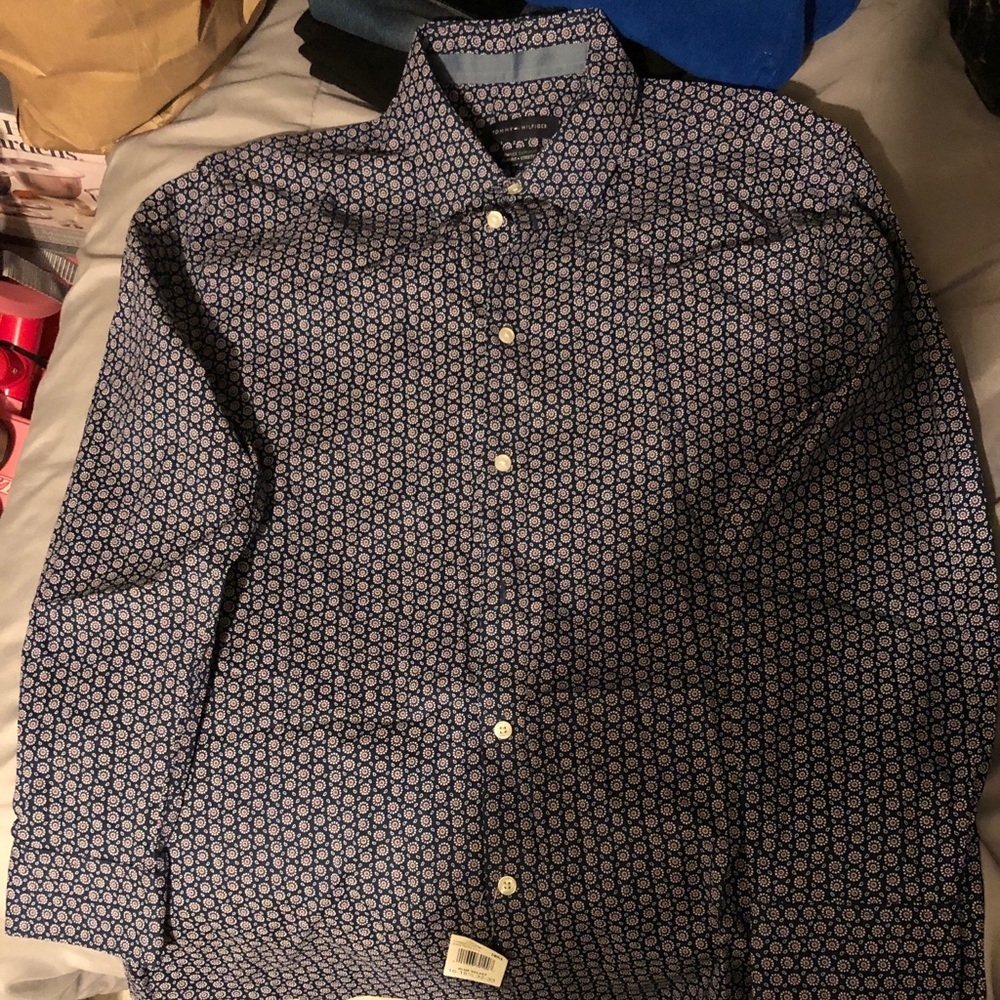 Tommy Hilfiger button up